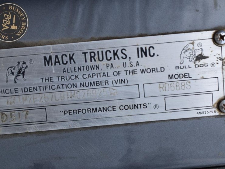 1996-mack-rd688s-image-66