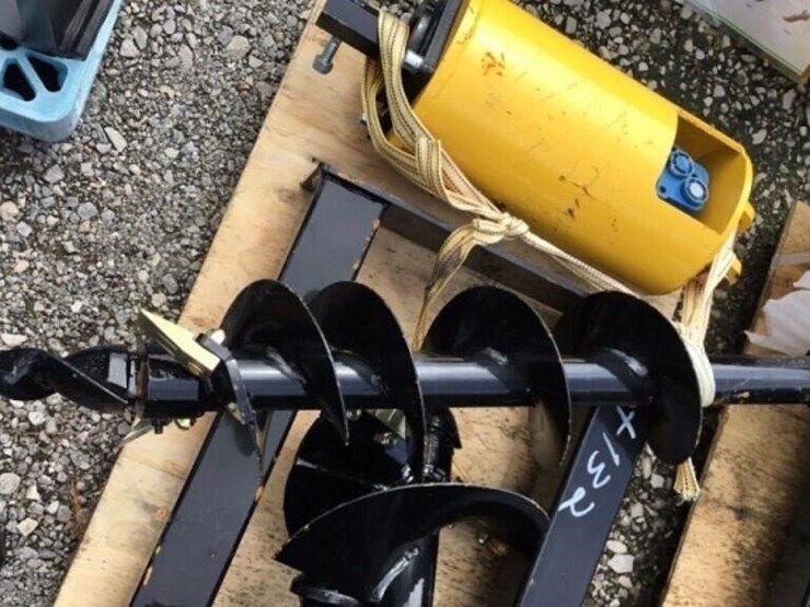 new-giyi-skid-steer-auger-image-2