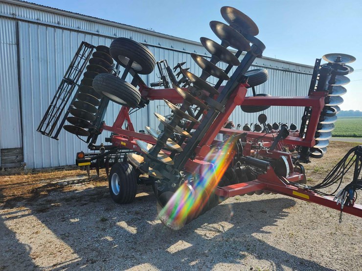 case-ih-340-image-15