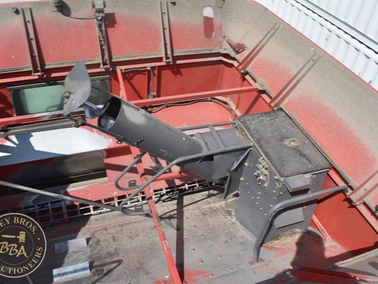 2007-massey-ferguson-9690-image-74