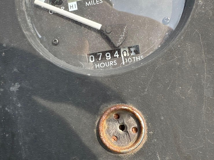 john-deere-4040-image-19