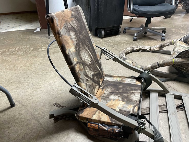 #4427-•-summit-tree-stand-image-11