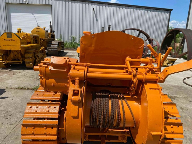 oliver-ag-6h-ag-crawler-image-6