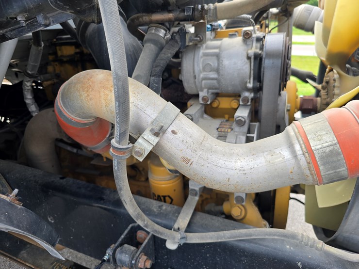 2004-ford-f650-image-63
