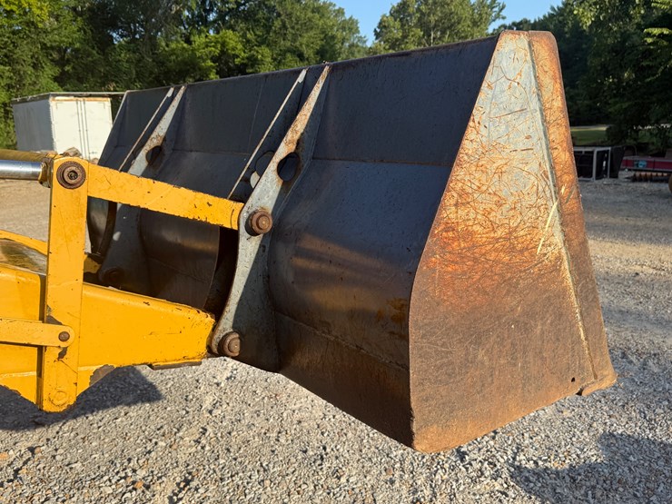 new-holland-555e-image-29