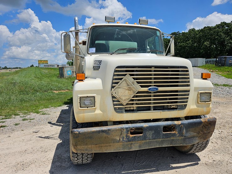 1995-ford-la9000-image-33