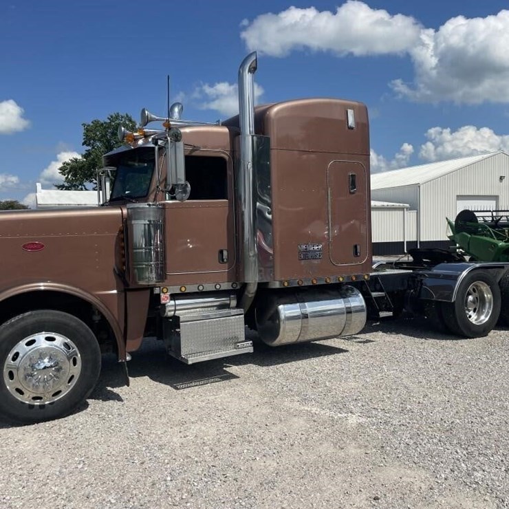 2007 PETERBILT 388