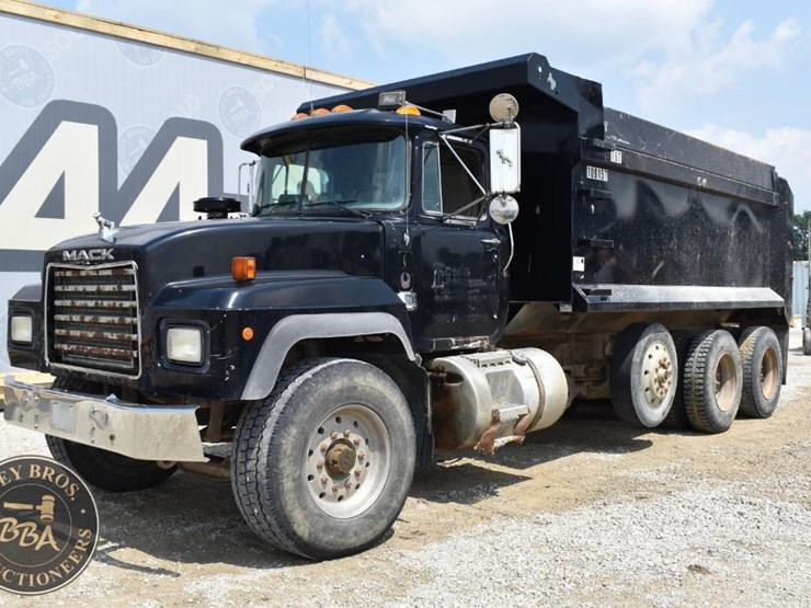 1996-mack-rd688s-image-33