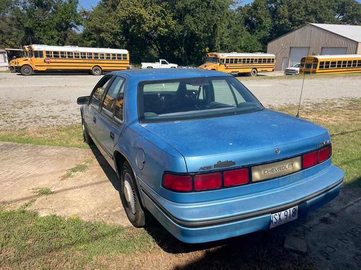 #1474-•-1992-chevrolet-lumina-sedan-2g1wl54t6n9202754-image-4
