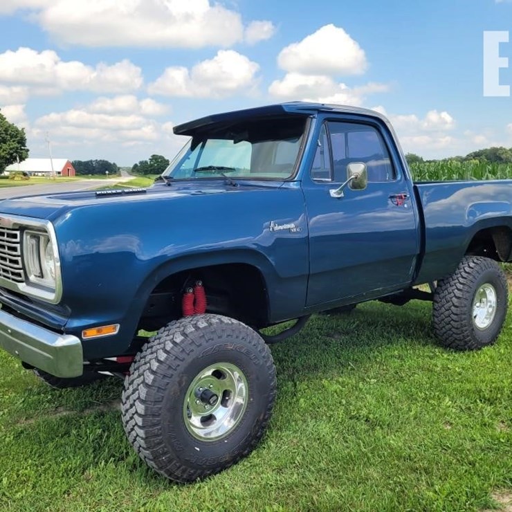 1977 DODGE POWER WAGON