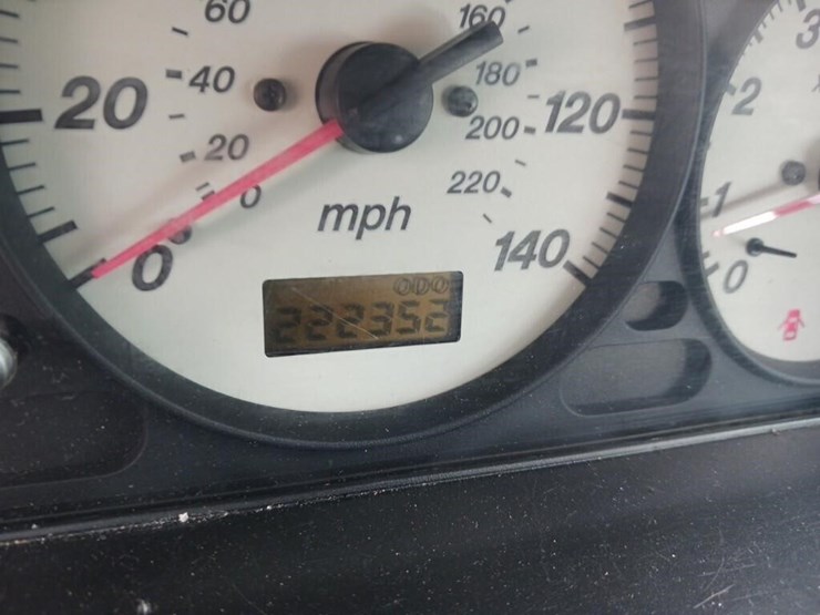 2002-mazda-protege5-runs/moves-base-image-6