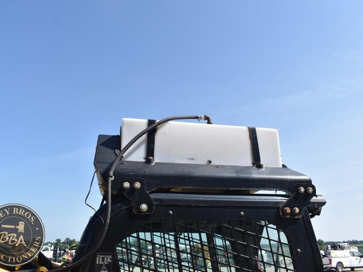 2018-caterpillar-262d-image-48