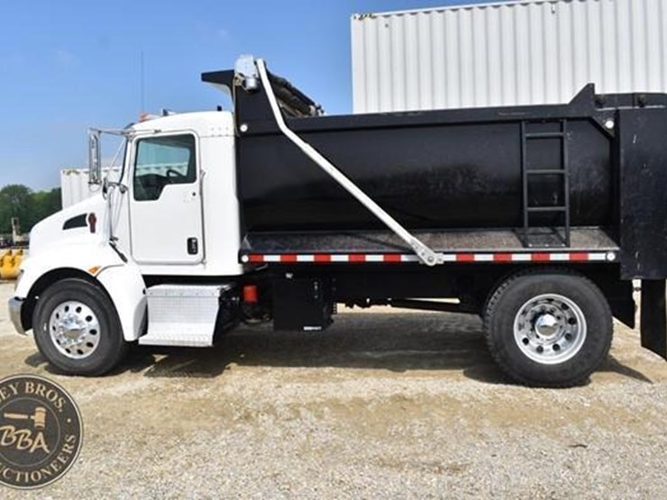 2012-kenworth-t370-image-12