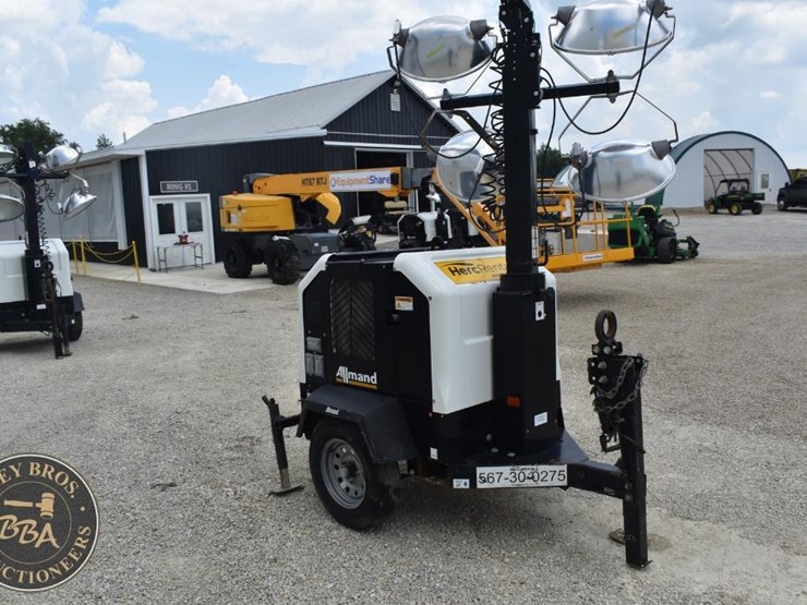 2019-allmand-bros-night-lite-v-series-image-7