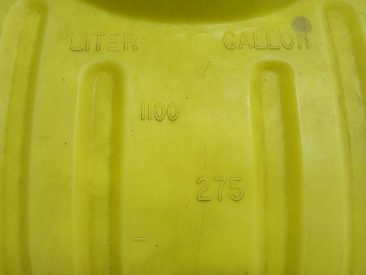 #20861-•-300-gallon-pull-type-sprayer-[pump-missing]-image-21