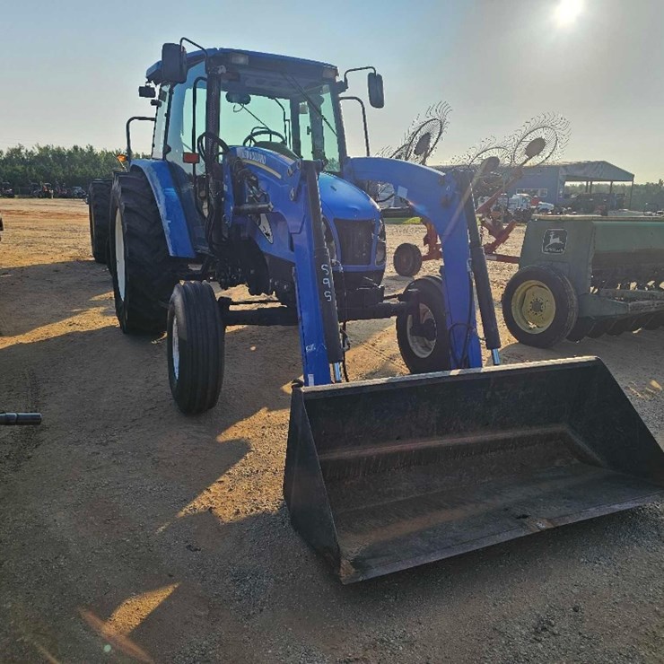NEW HOLLAND TL100A