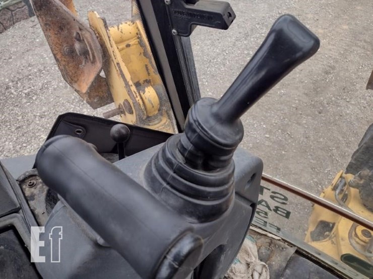 2007-deere-310sj-image-12
