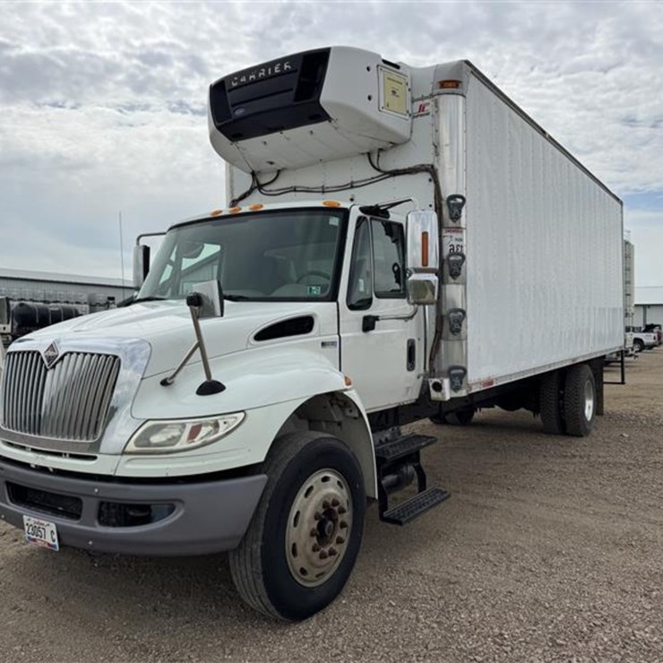 2012 INTERNATIONAL DURASTAR 4300