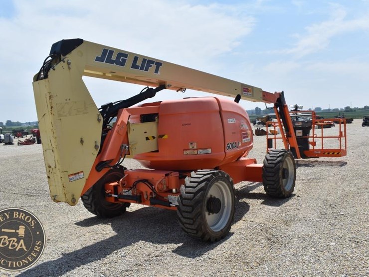 2007-jlg-600aj-image-11