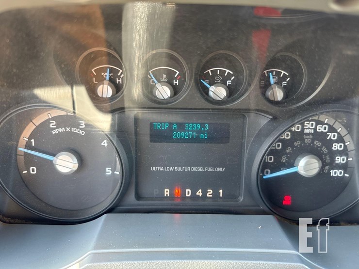 2013-ford-f750-xlt-image-16