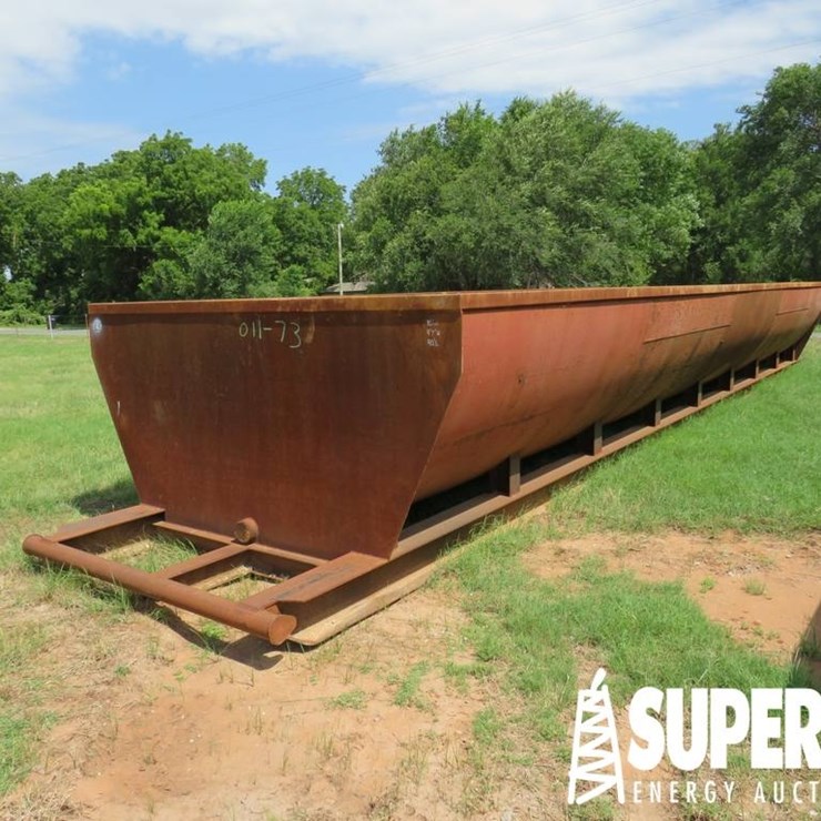 (8-8) 4'7"H x 10'W x 40'L Half Round Steel Mud Tan