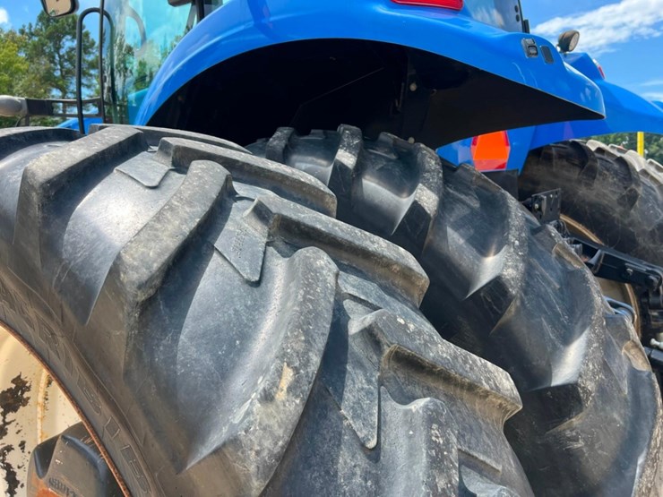 2014-new-holland-t8.360-image-8