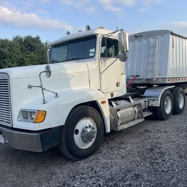 1999 FREIGHTLINER FLD120