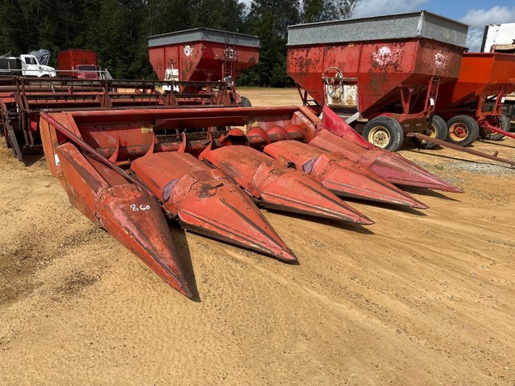 massey-ferguson-1144-image-1