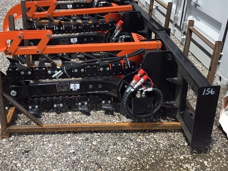 new-giyi-skid-steer-trencher-image-1
