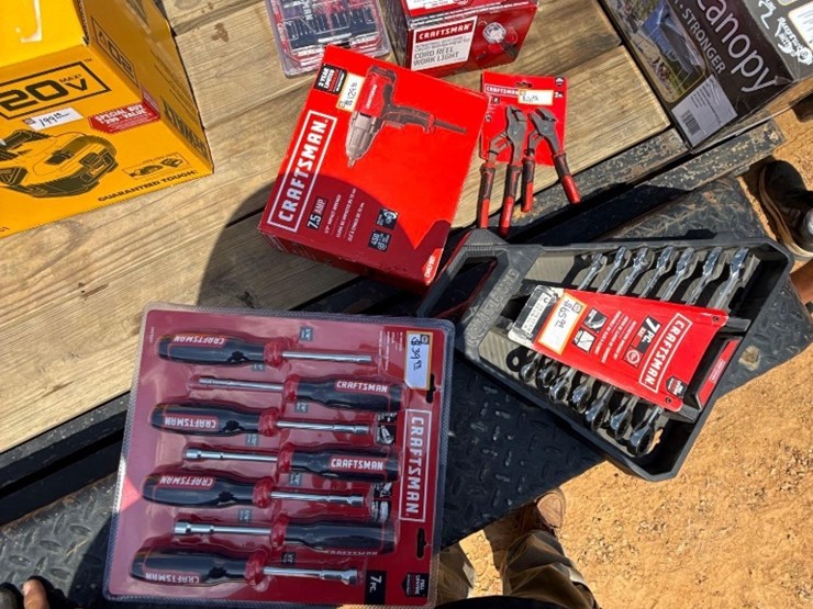 2149---craftsman-1/2"-impact-screw-driver-kit-image-2