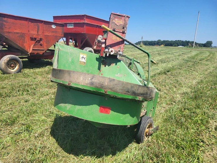 john-deere-150-forage-blower-w/gandy-dry-applicator-image-3