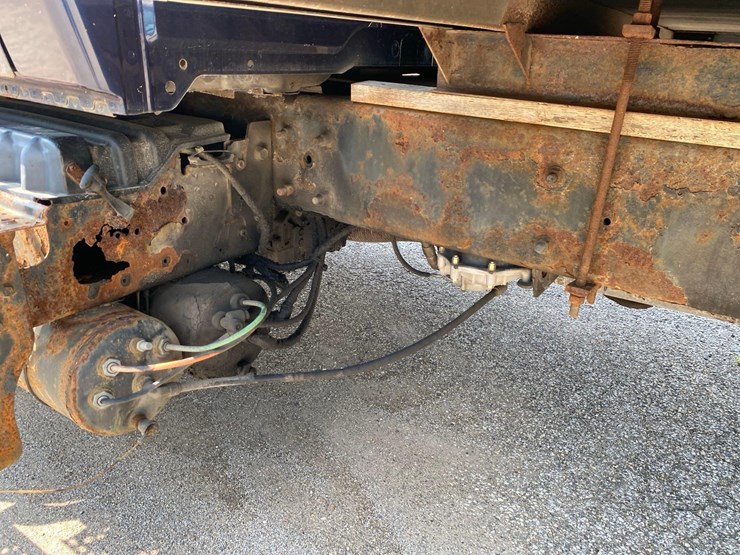 2006-international-durastar-4300-image-30
