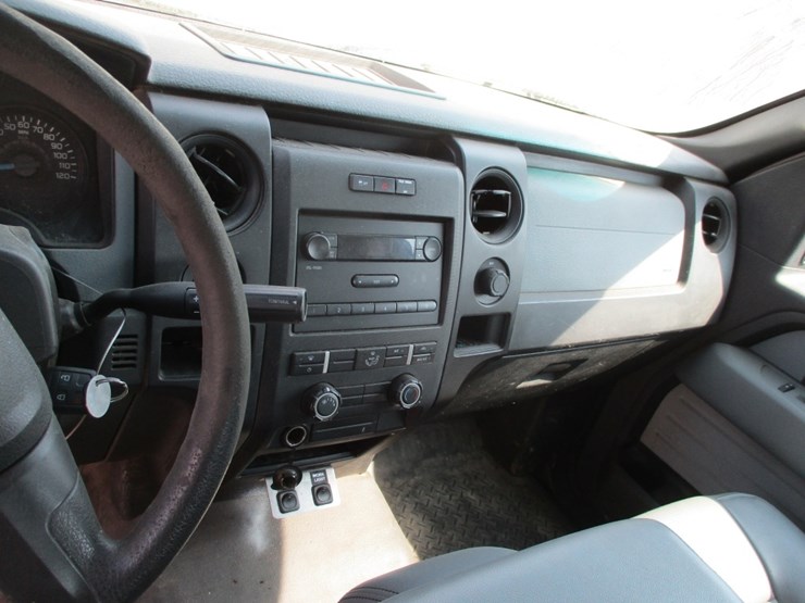 2013-ford-f150-xl-image-9