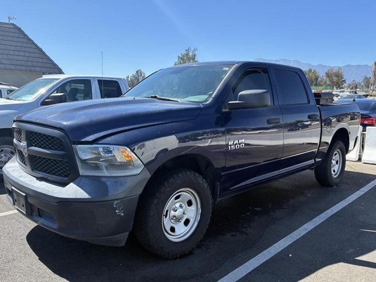 2016-dodge-ram-1500-image-3