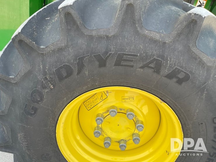 2016-john-deere-s690-image-55