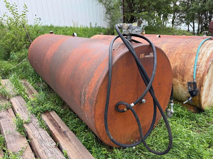 1000-gallon-fuel-barrel-image-1
