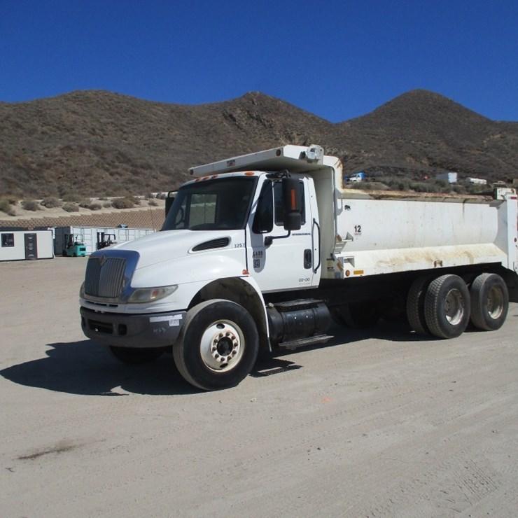 2007 INTERNATIONAL DURASTAR 4400