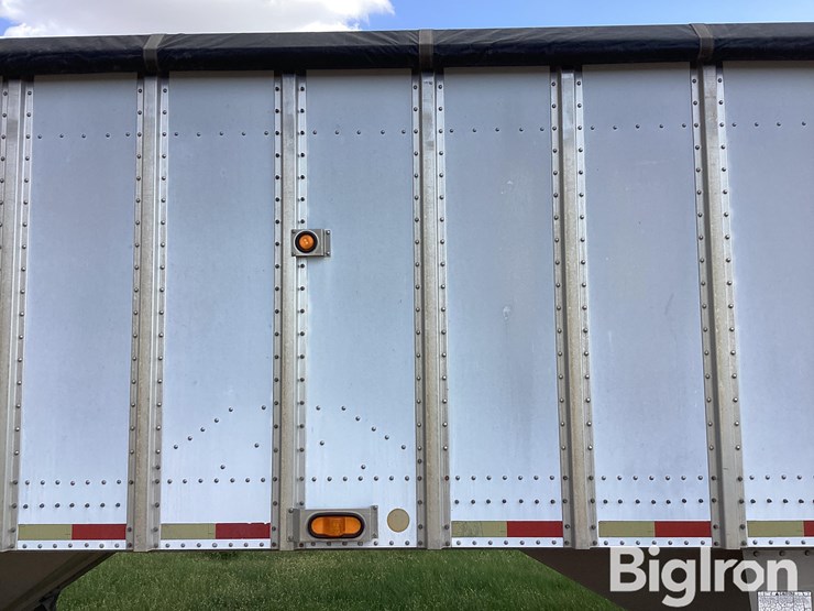 2000-merritt-grain-hopper-image-18