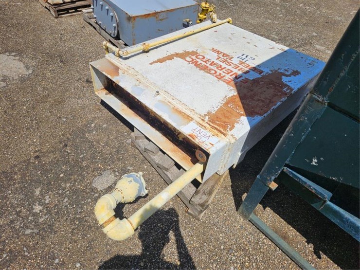 #2560-•-diesel-fuel-tank-image-4