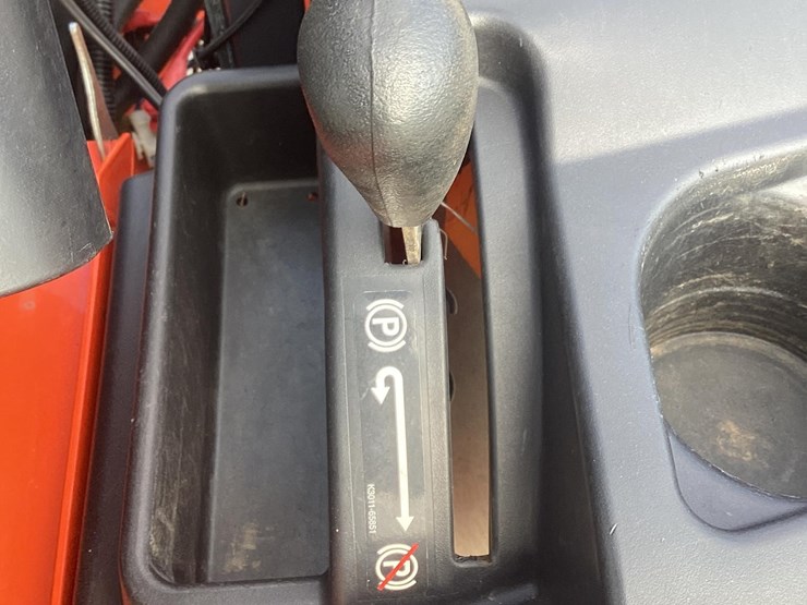 2018-kubota-z121s-image-10