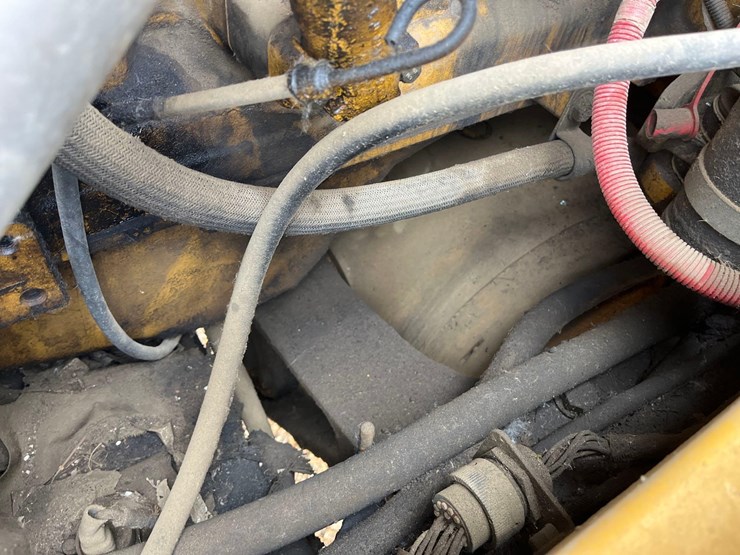 john-deere-644-image-13