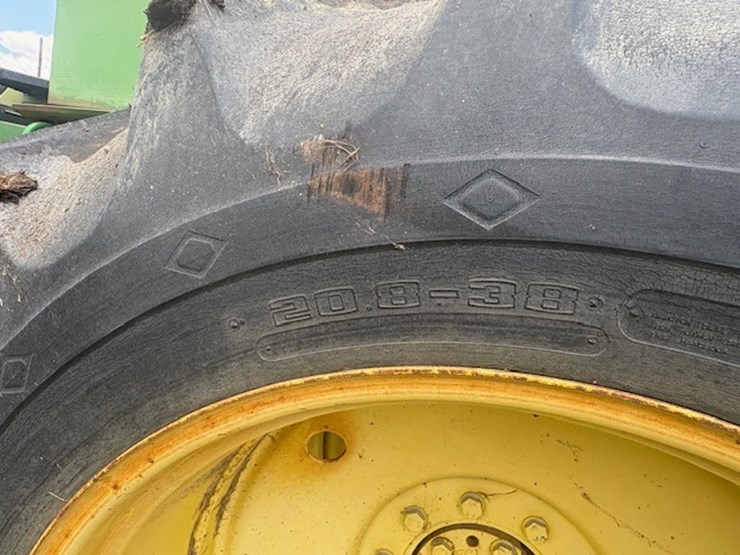 john-deere-8560-image-7