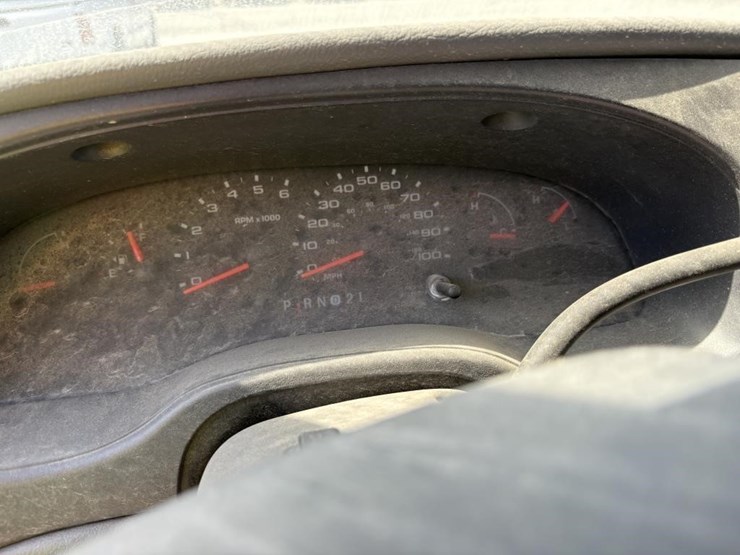 2006-ford-e350-image-11