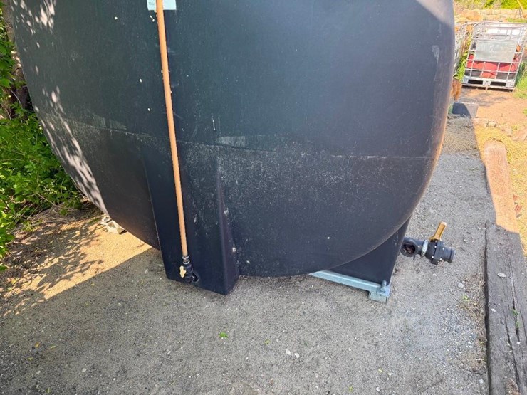 poly-water-tank-image-8