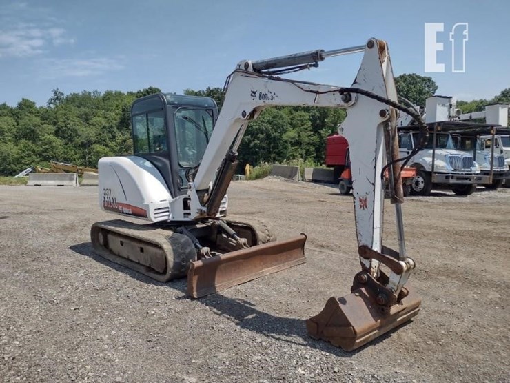 2003-bobcat-337-image-45