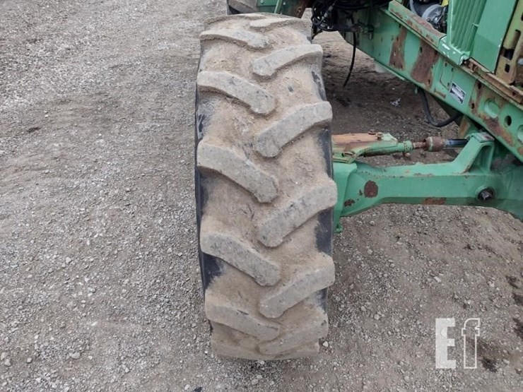1995-john-deere-6400-image-16