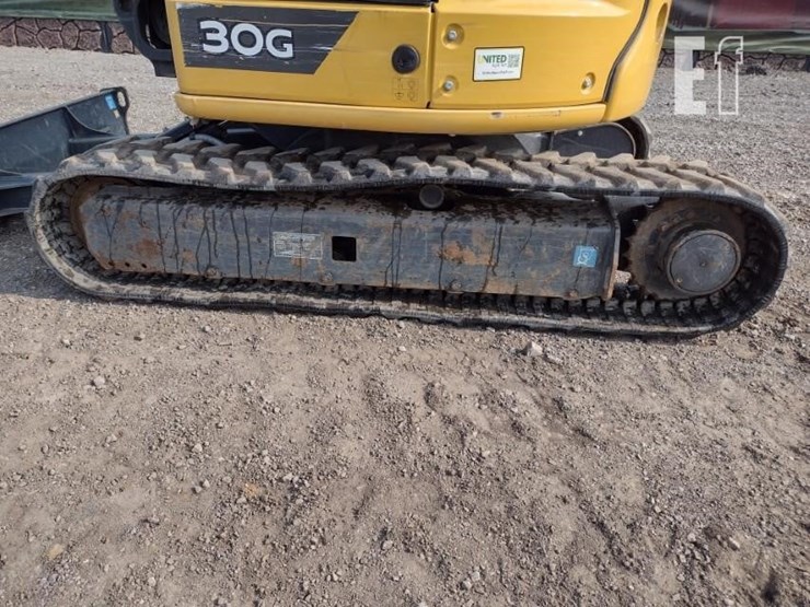 2022-deere-30g-image-26