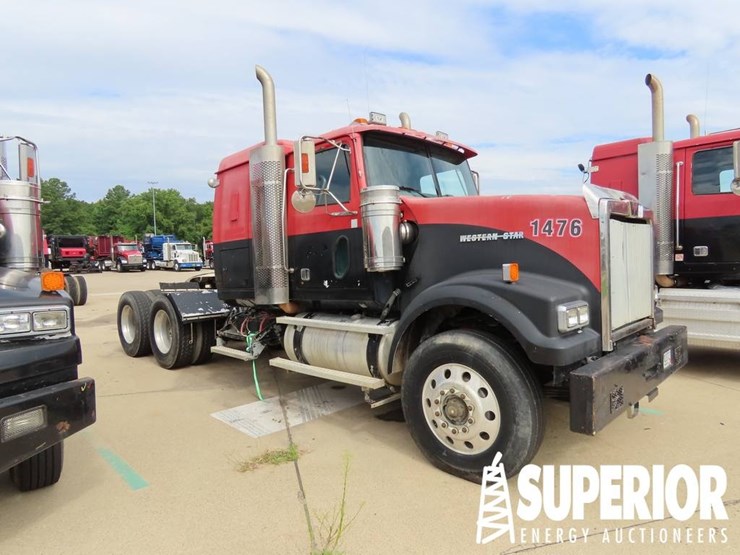 2009-western-star-4900-image-2
