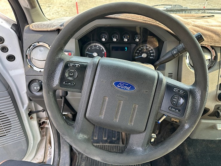 2012-ford-f350-image-14