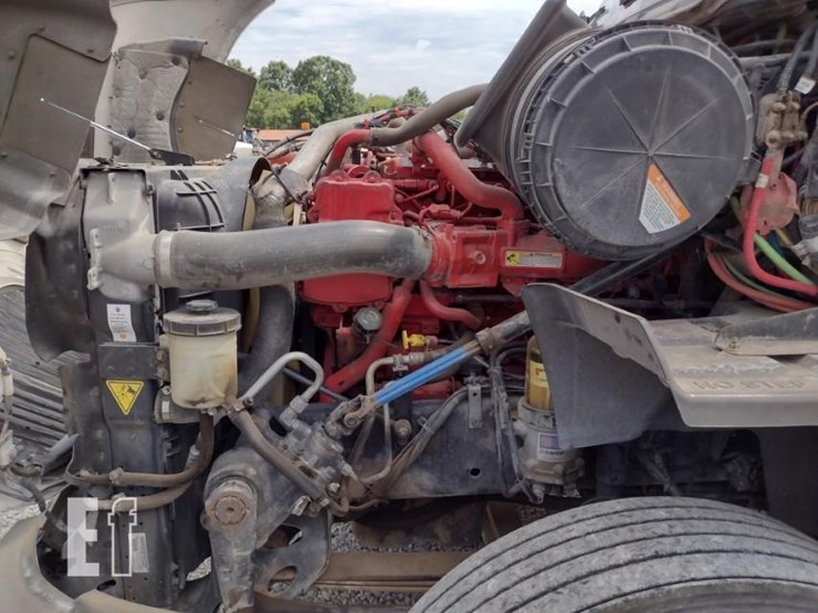 2015-international-prostar-image-23
